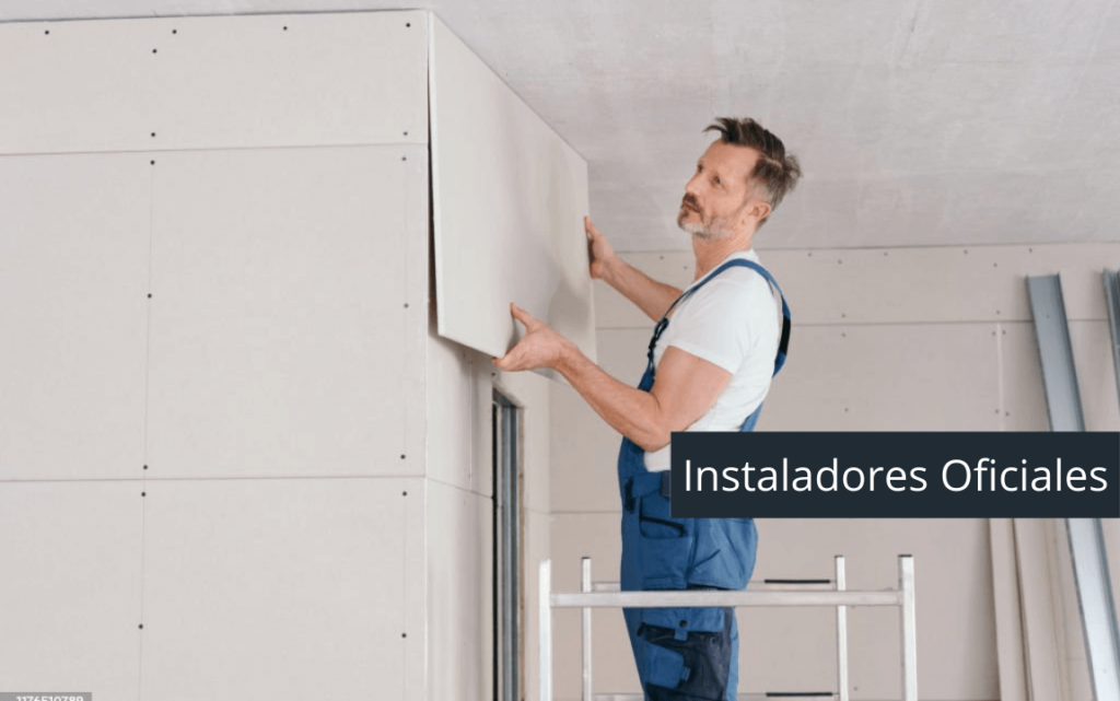 Vivienda construida con drywall destacando su bajo costo, eficiencia energética y resistencia sísmica.